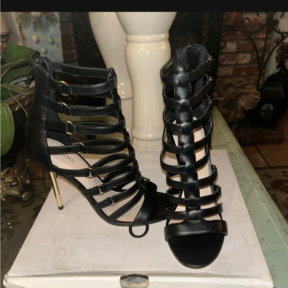 Aldo Elegant Black Strappy Heels - Picture 1 of 4